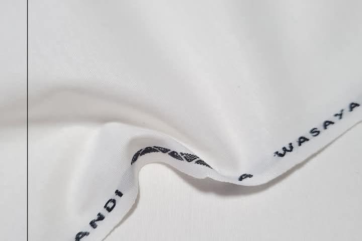 Men’s Unstitched Karandi Plain Suit
